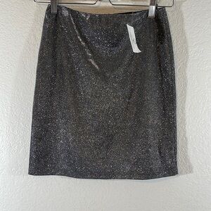 Windsor Gray Sparkly Silver Metallic Mini Skirt Size Medium NEW